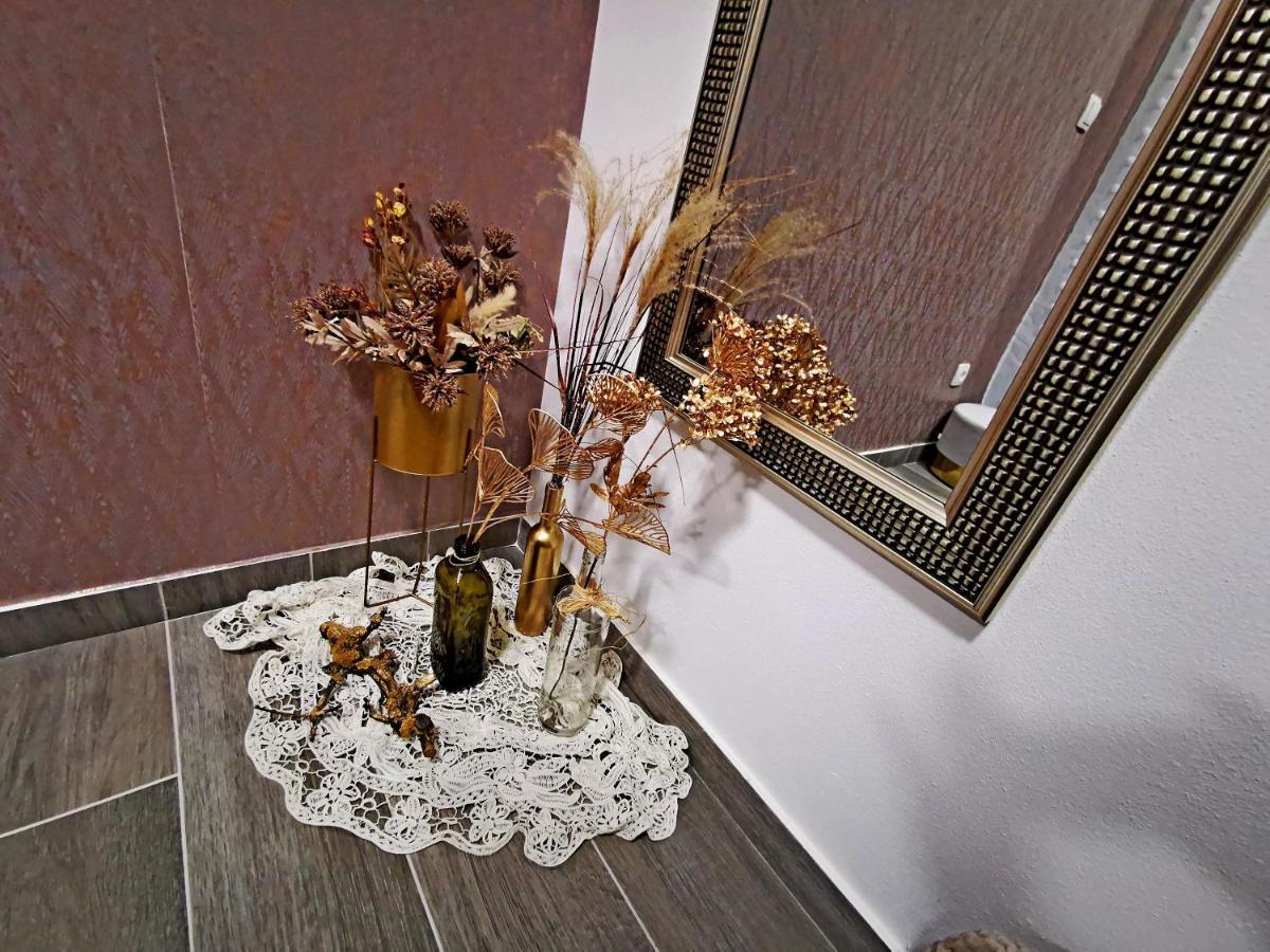Golden - Self Check In Apartment Osijek Exterior foto